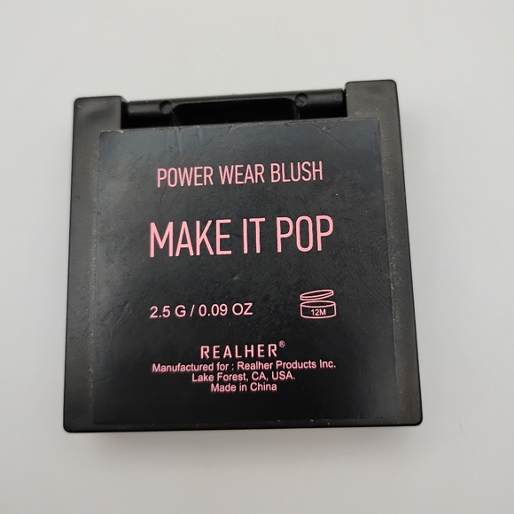 REALHER Make It Pop Power Wear Blush & REALHER Highlighter Pure Resolve - Picture 5 of 5